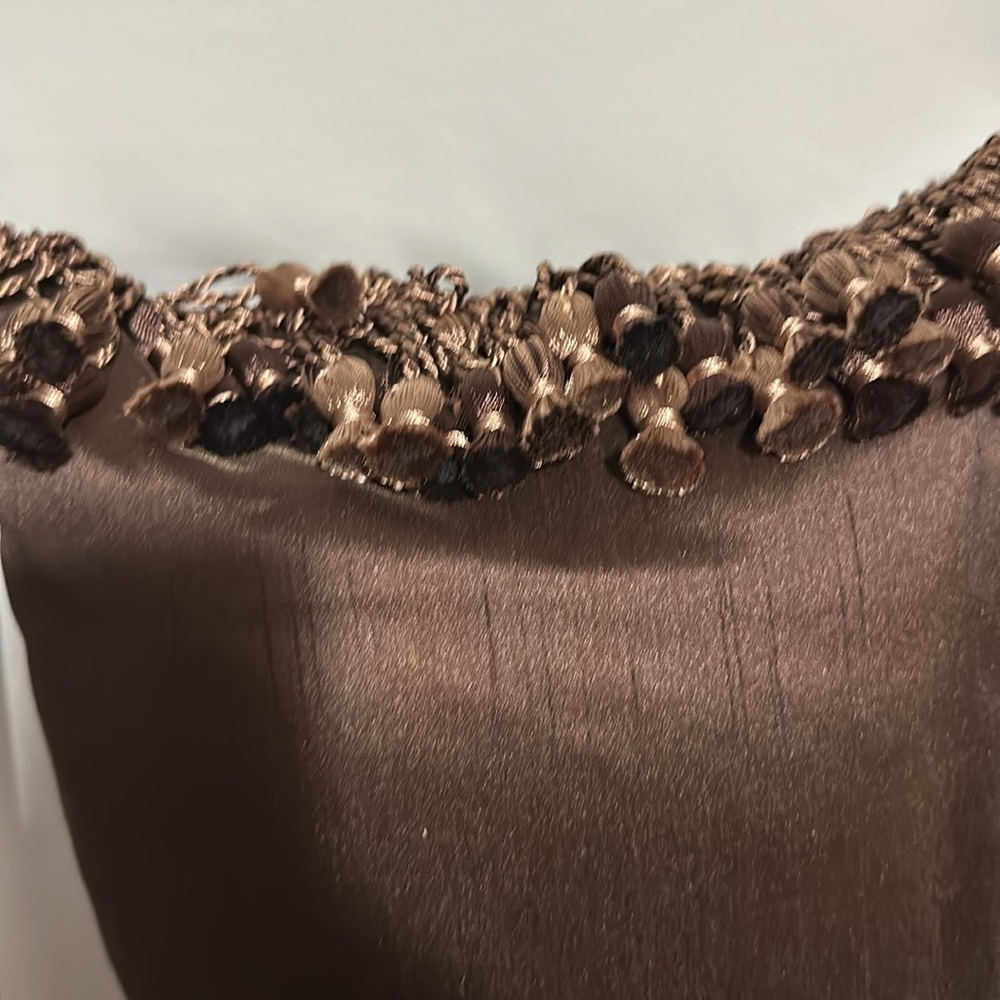 Pillow - Picture 5 of 8